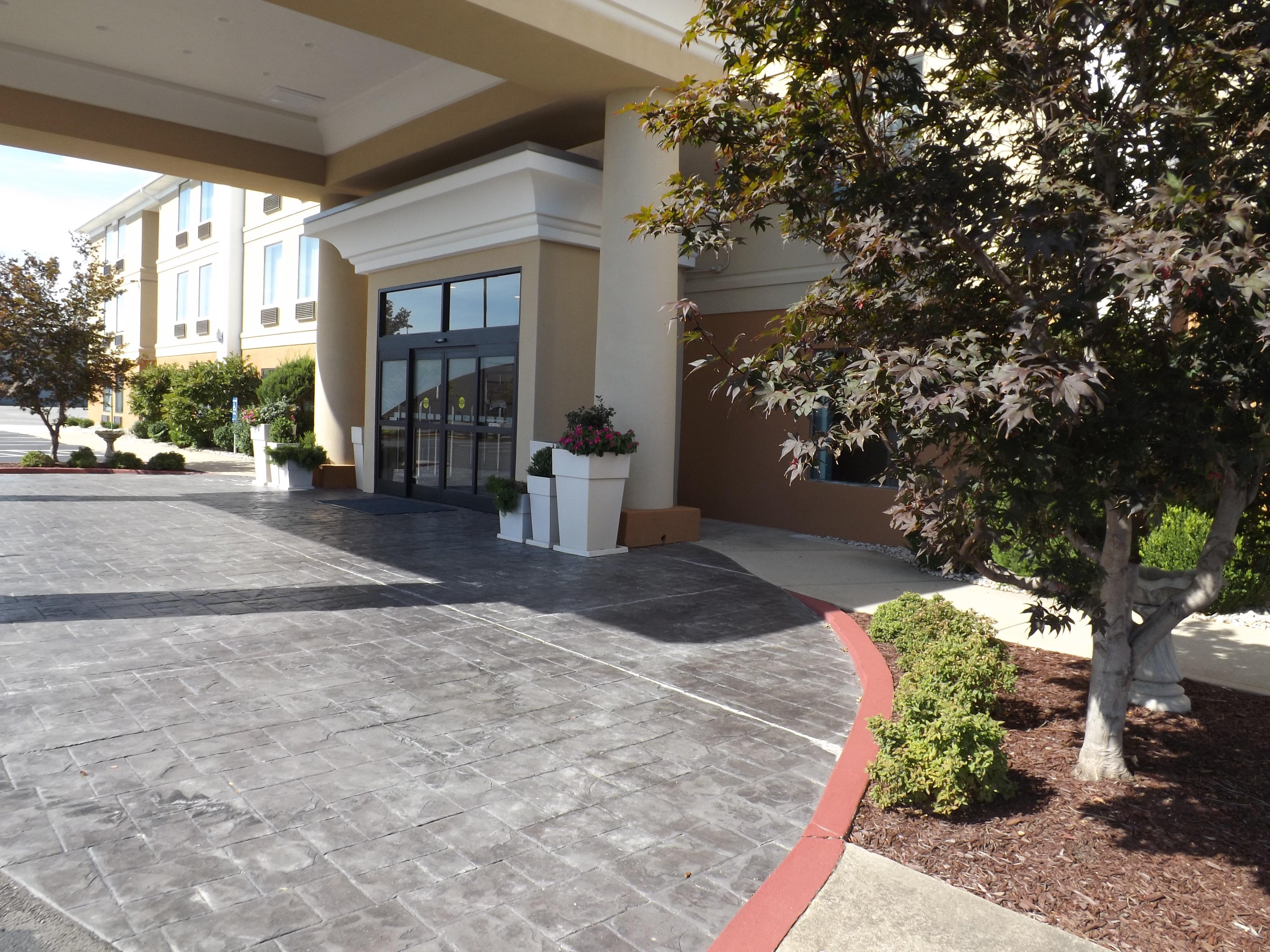 Holiday Inn Express Lexington Southwest Nicholasville, An Ihg Hotel Exterior photo